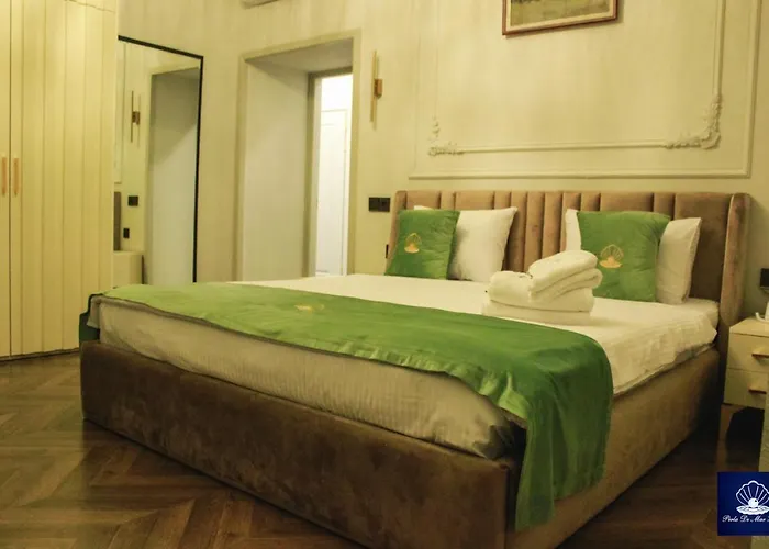 Perla De Mar Hotel & Restaurant